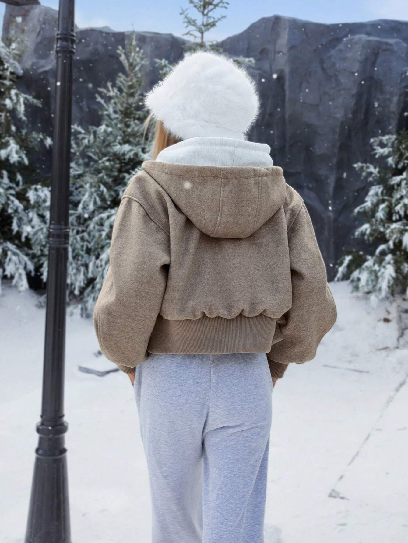 Kurtka wełniana Aria Cropped