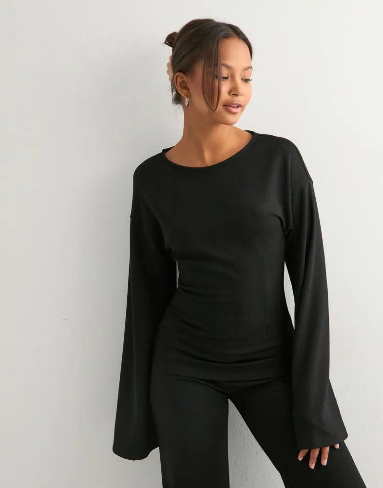 ANIOŁ | KOMPLET Z SZEROKIM RĘKAWEM