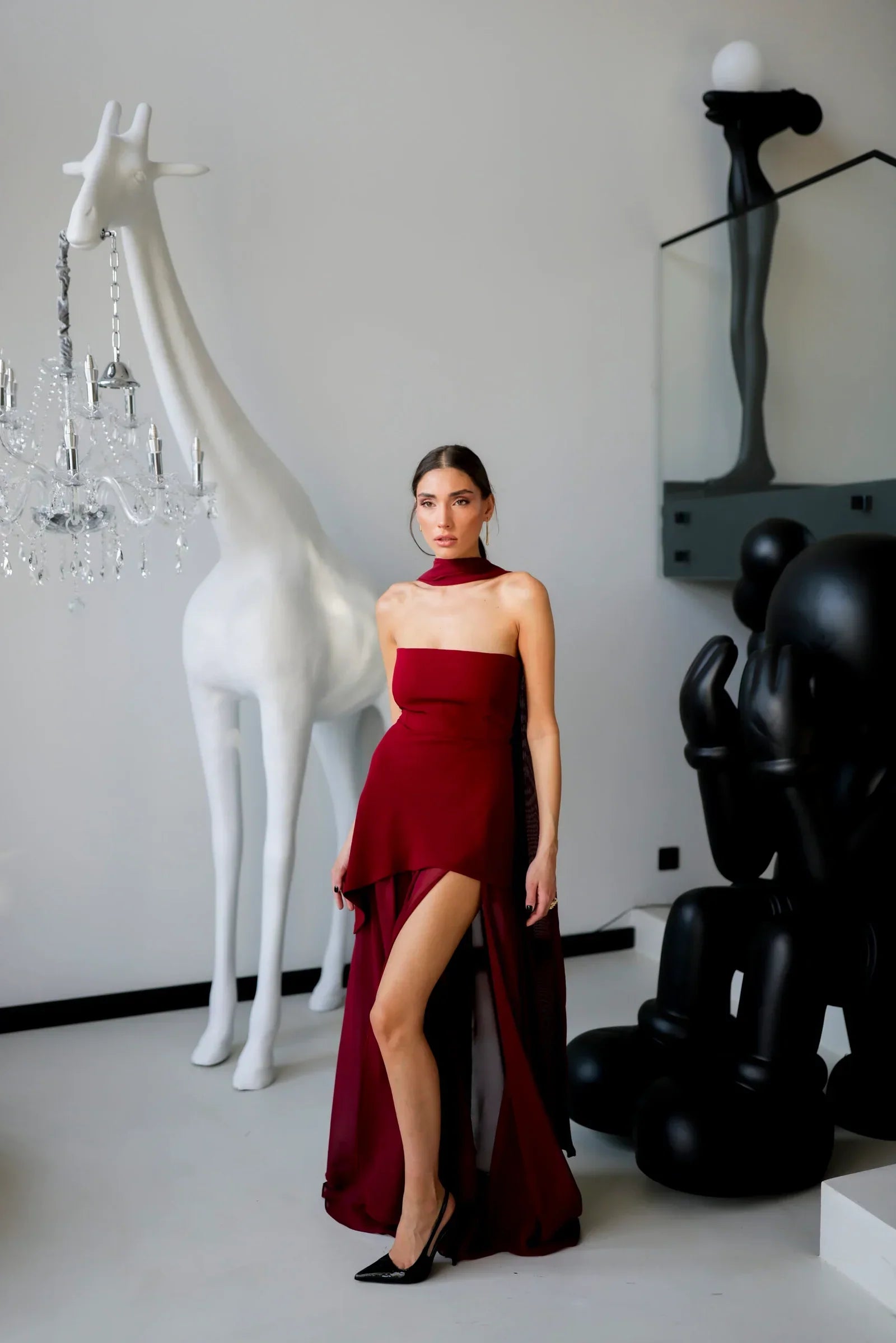 Elodie - Suknia z szyfonu bez ramiączek 