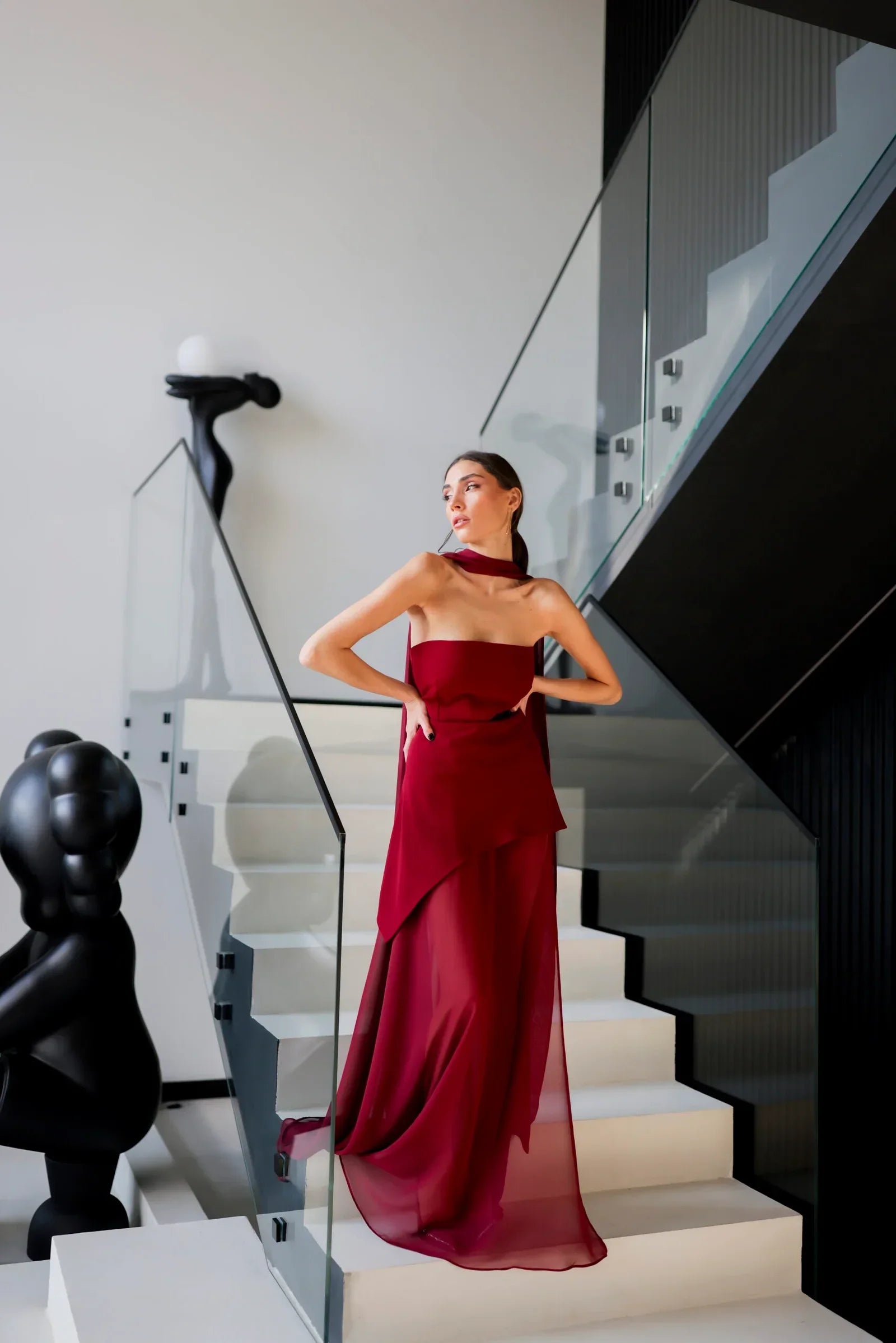 Elodie - Suknia z szyfonu bez ramiączek 