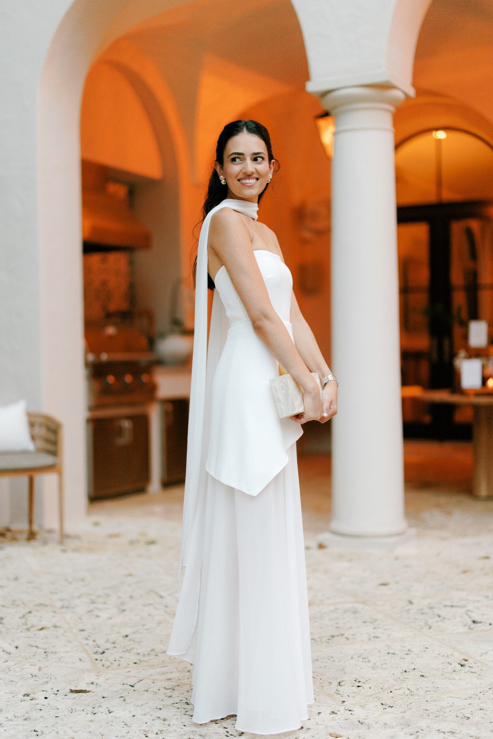 Elodie - Suknia z szyfonu bez ramiączek 